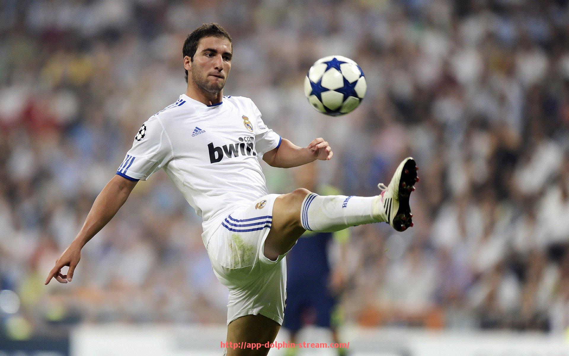 海豚直播-火箭队12号球员米勒在阵容中的角色与表现解析